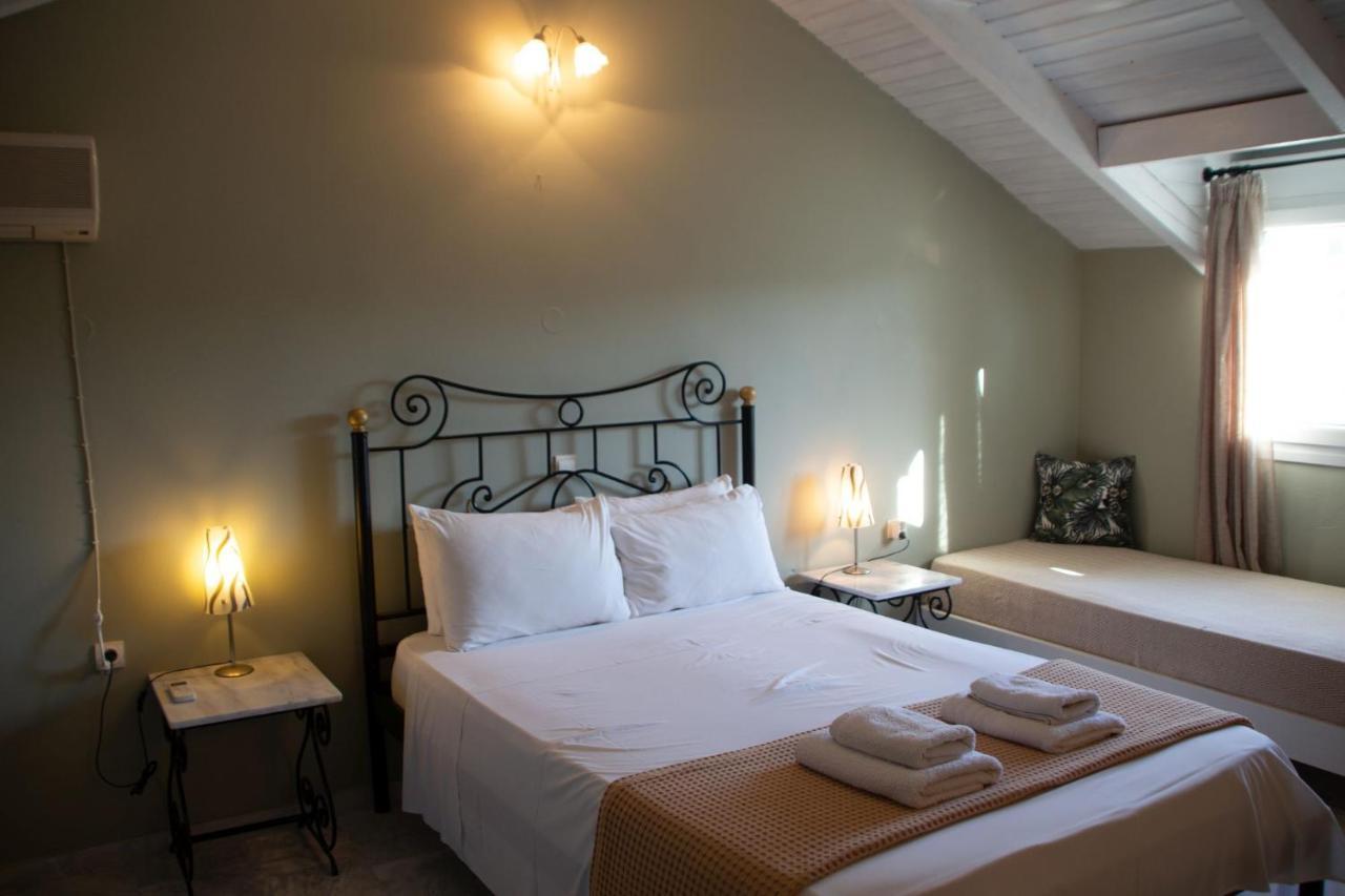 Avesta Apartments - 200M From The Beach Vasilikos  Room photo